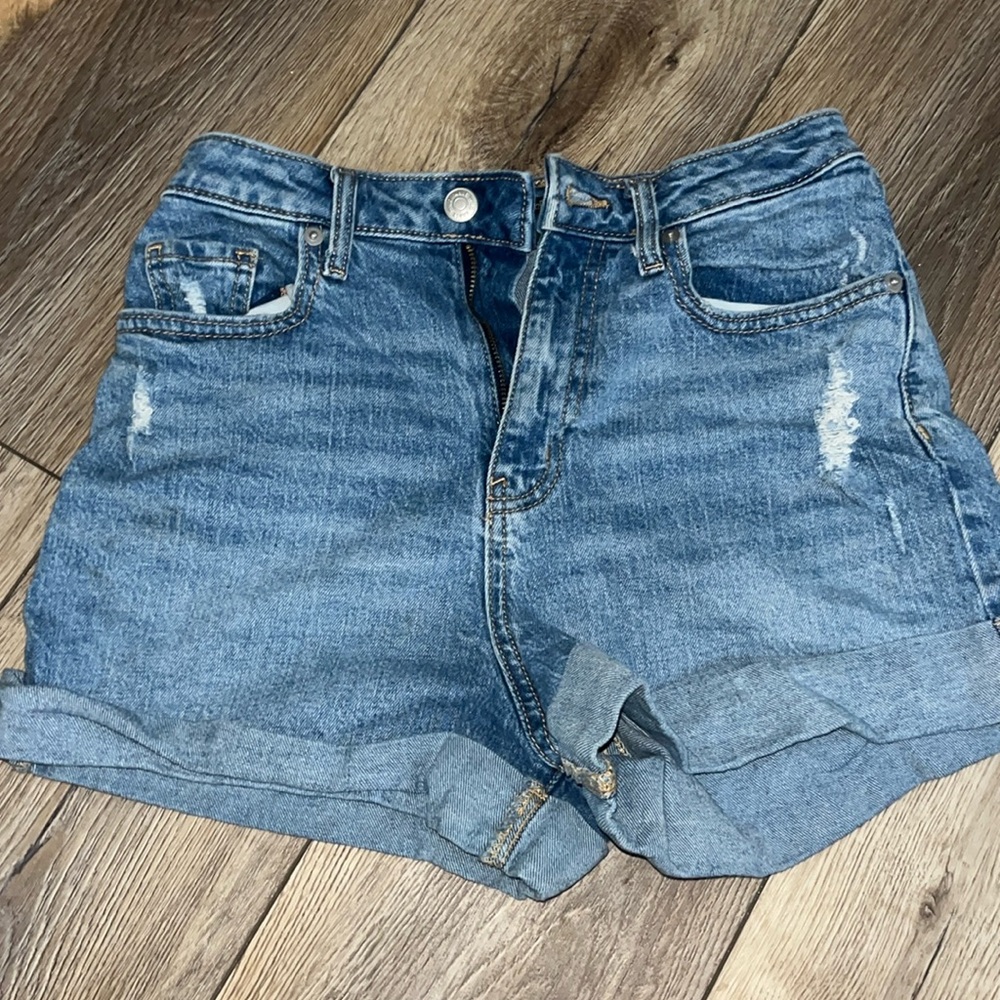 WILD FABLE REGULAR SHORTS